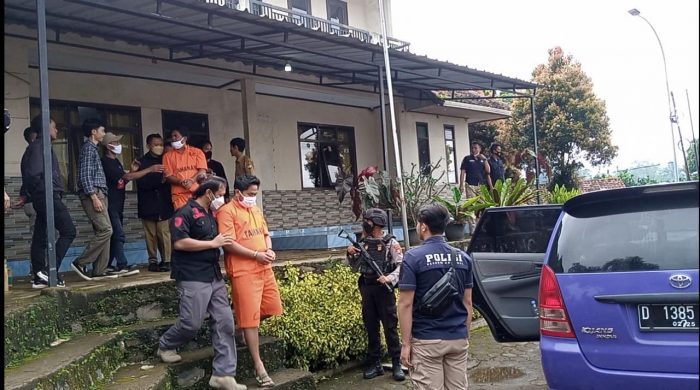 Polisi Lakukan Reka Adegan Penganiayaan yang Dilakukan Anggota DPRD Sumedang dan Ayahnya