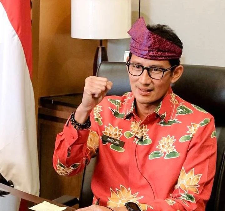 Tanggapi Polemik Paris Fashion Show, Sandiaga Uno Sebut Brand Indonesia Membanggakan