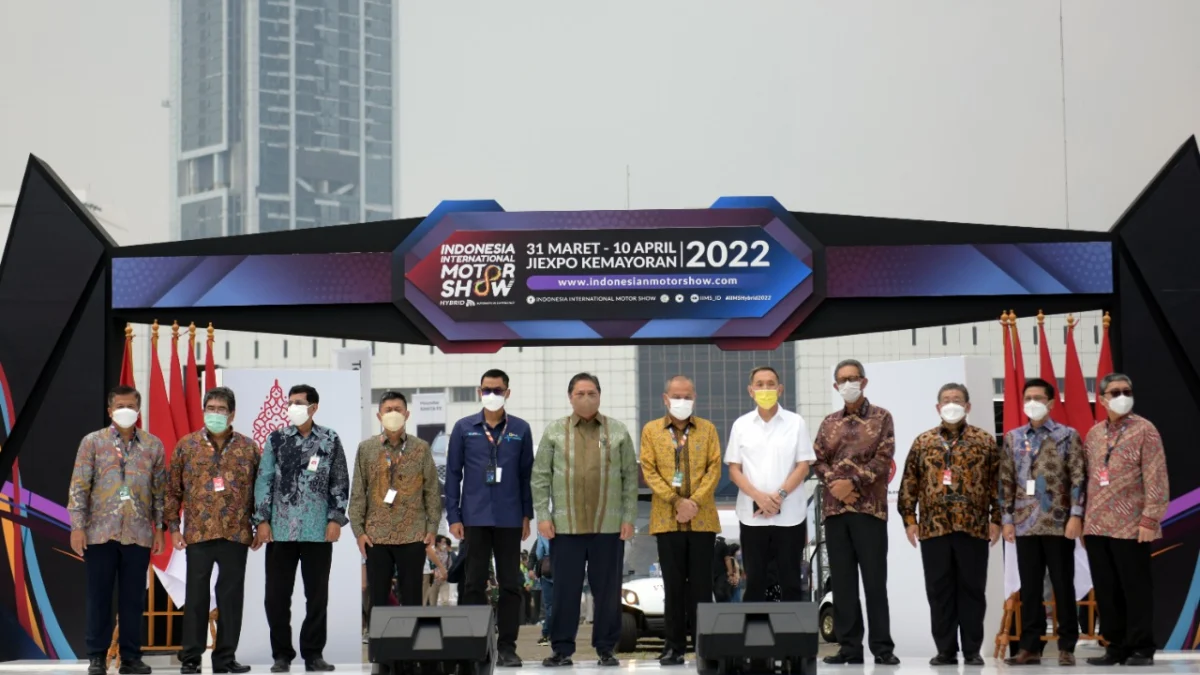 Airlangga Hartarto Buka IIMS Hybrid 2022, Pemulihan Sektor Otomotif Makin Membaik