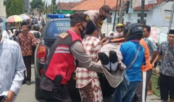 2 Pelajar Meregang Nyawa Tertabrak Kereta Api di Tegal