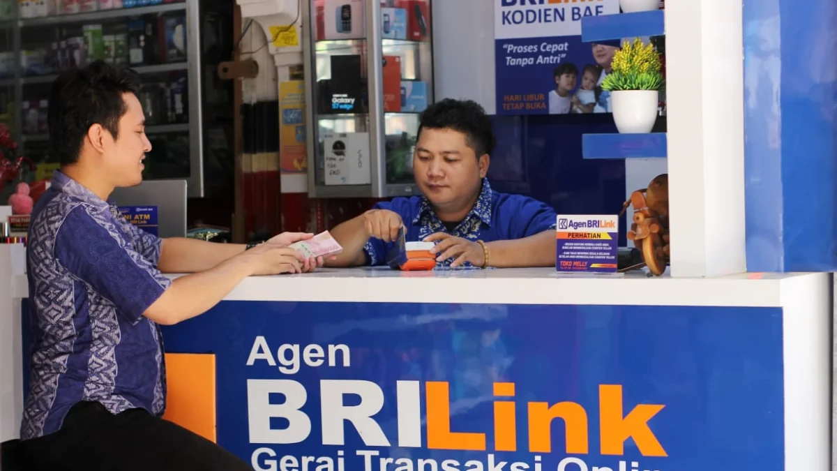 Agen BRILink Berbasis Sharing Economy, dari Masyarakat untuk Masyarakat Agen BRILink Berbasis Sharing Economy, dari Masyarakat untuk Masyarakat