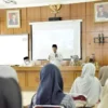 Tinjau Kegiatan SmartTren Ramadhan, Uu Ruzhanul: Penyeimbang Wawasan dan Pembentukan Karakter