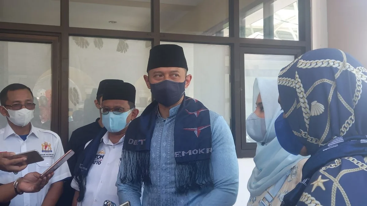 AHY Kunjungi Kabupaten Garut, Tegur Sapa dengan Pelaku UMKM