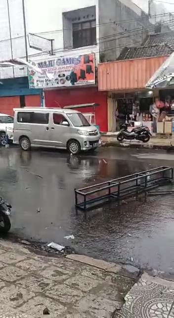 Garut Diterjang Puting Beliung 2 Hari Berturut-turut Garut Diterjang Puting Beliung 2 Hari Berturut-turut