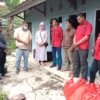 Yudha, Anggota DPRD Garut Bantu Korban Kebakaran di Desa Sukamurni Cilawu