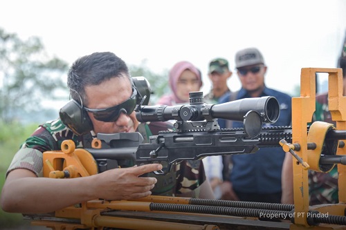 PT Pindad dan Dislitbangad Uji Inovasi Munisi Sniper Terbaru