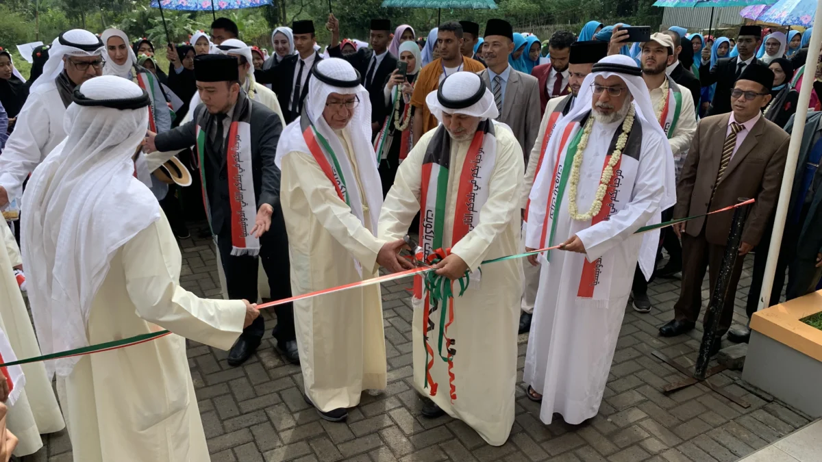 Direktur Lembaga Sosial Kuwait Resmikan 3 Gedung Baru di Pondok Pesantren Darussalam Kersamanah