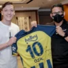 Ozil Tinggalkan Fenerbahce Gabung dengan Klub Liga 1 Indonesia