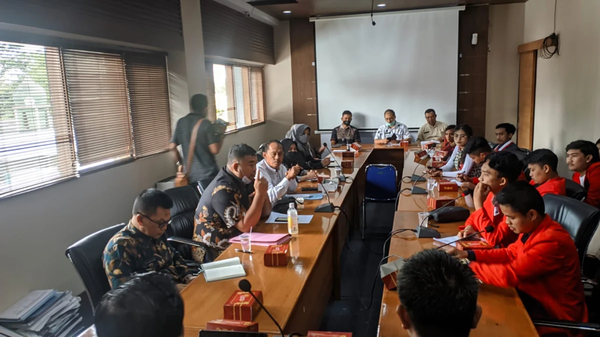 GMNI Kecewa Berat dengan Ketua DPRD Garut dan Sekda, Merasa Diacuhkan