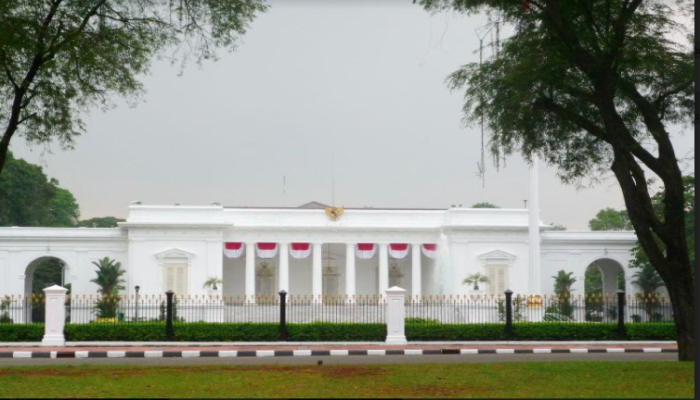 Presiden Jokowi Tak Betah Tinggal di Istana Merdeka Karena Banyak Hantu?