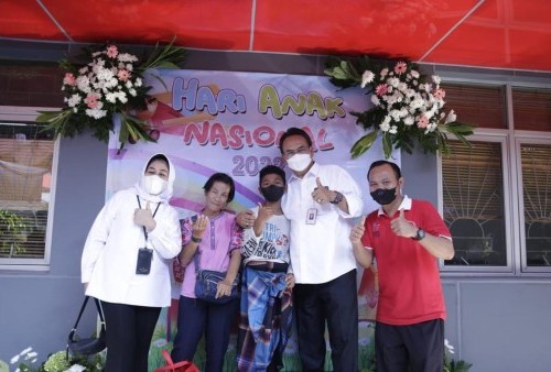 Peringati Hari Anak Nasional, Kemensos Gelar Sunatan Massal