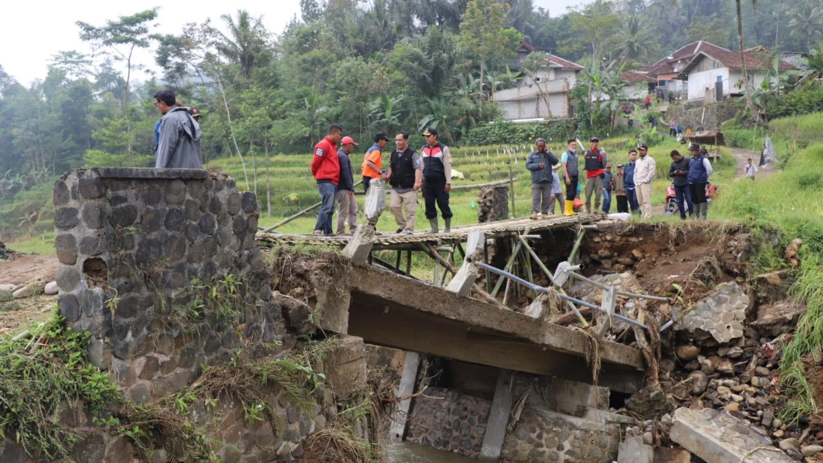 Prioritaskan Pemulihan Sarana Penunjang Pendidikan, Kesehatan dan Ekonomi