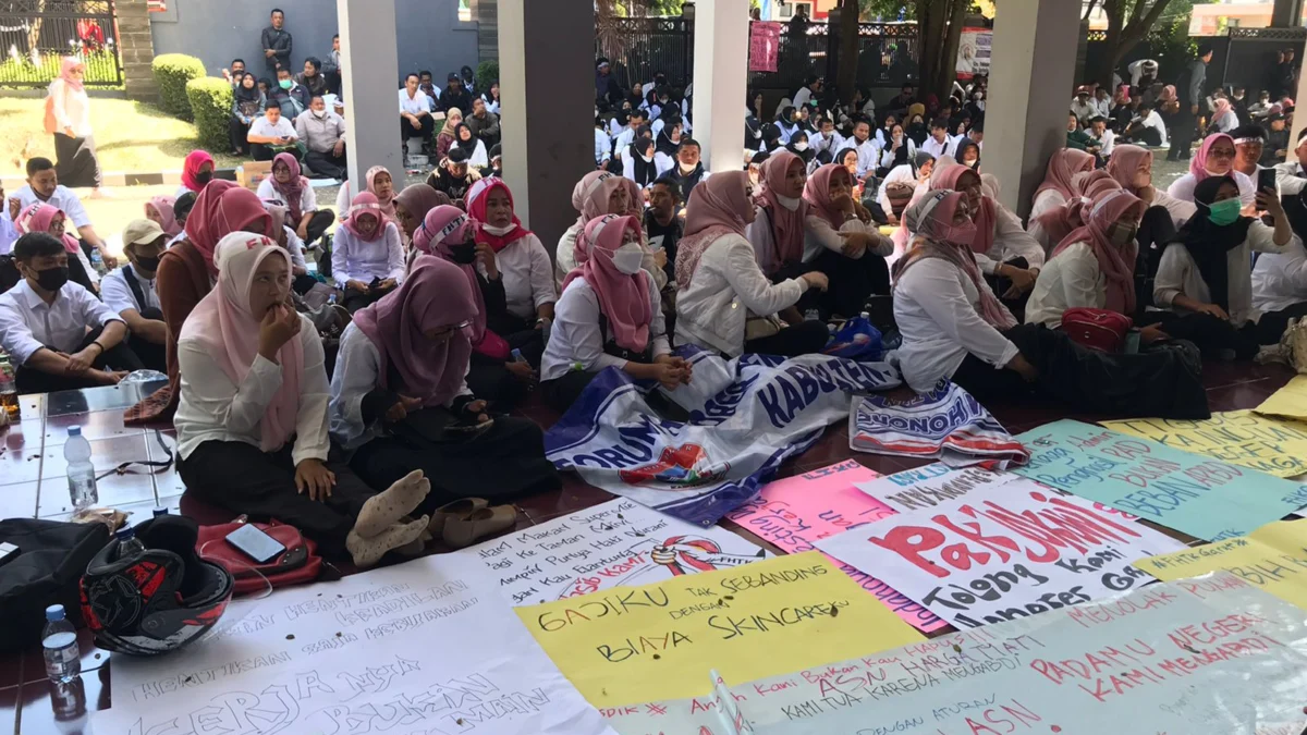 Honorer di Sejumlah SKPD Garut Juga Menuntut Kejelasan, Terkait Wacana Penghapusan Honorer Tahun Depan