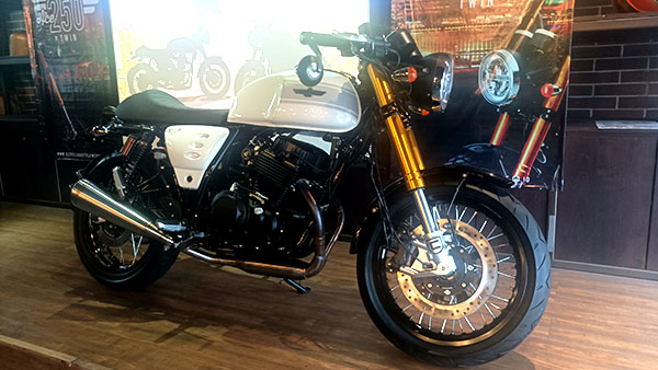 Ace 250 Twin Scrambler dan Cafe Resmi Meluncur Sebagai Kado 5 Tahun Cleveland Cyclewerks di Indonesia!