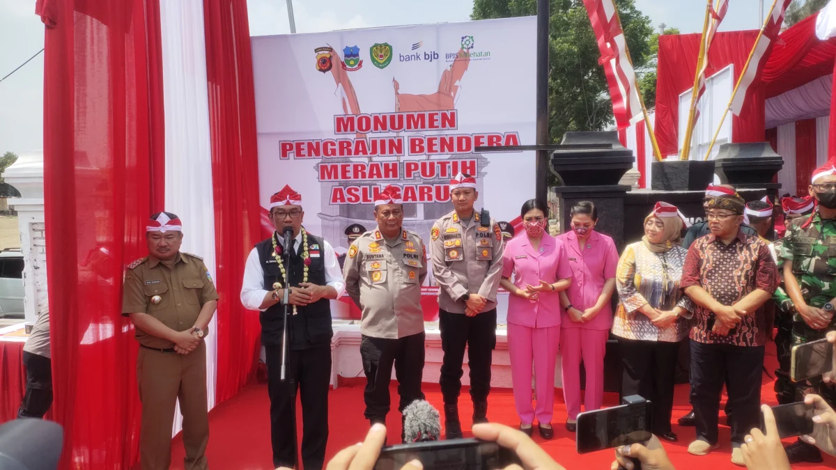 Ridwan Kamil Resmikan Monumen Perajin Bendera, Leles Diproyeksikan Menjadi Supplier Kebutuhan Bendera di Dunia