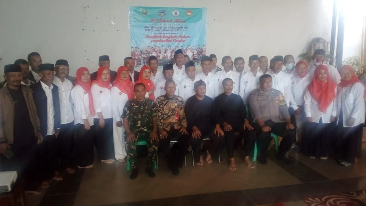 Camat Cibiuk Garut Ingatkan Jangan Ada Pemotongan BLT BBM dengan Dalih Apapun