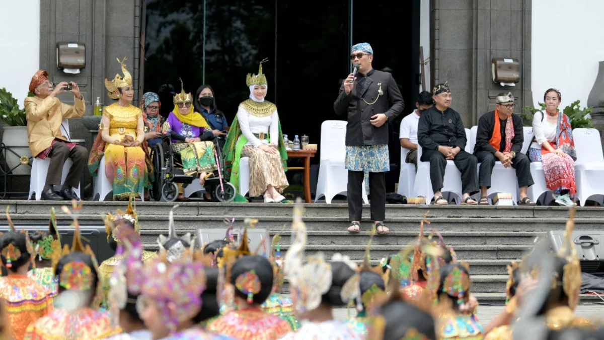 Ridwan Kamil Ingin Tarian Merak Terus Dilestarikan