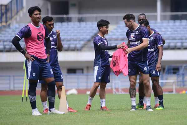 Persib Bandung Kedatangan Tiga Pemain Jelang Kontra Persija Jakarta