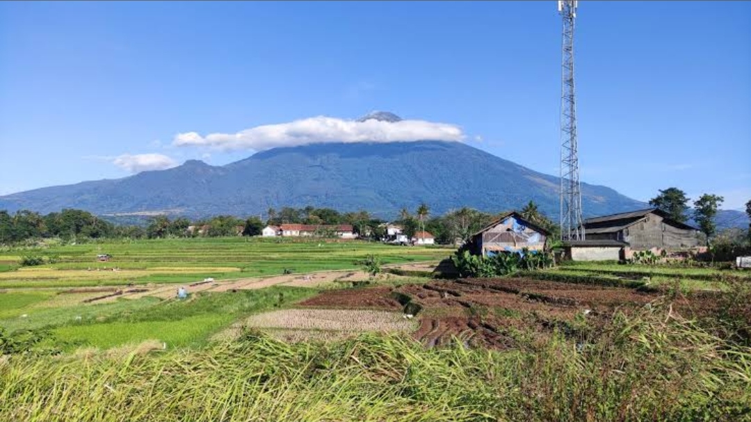 Asal Gunung Ciremai Dulu Bernama Gunung Gede Diganti Wali Songo