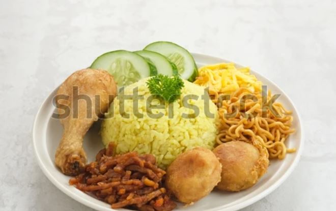 Cara Membuat Nasi Kuning yang Gurih