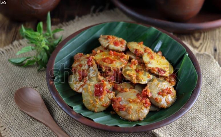 Semur jengkol (shutterstock)