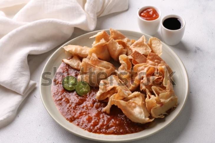 Resep Membuat Batagor Makanan Khas Jawa Barat(shutterstock)