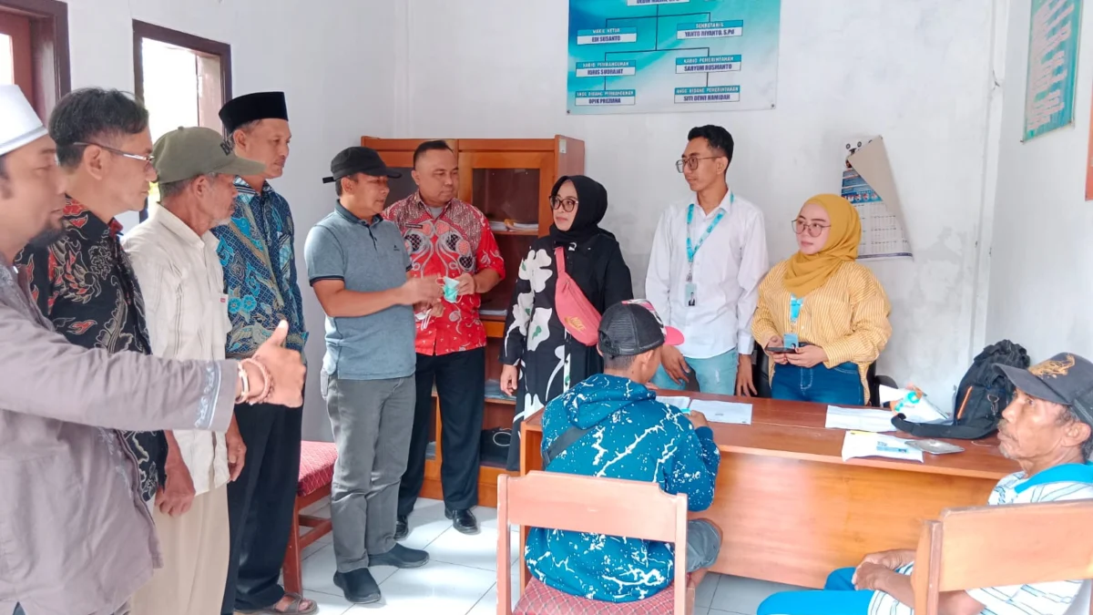 Pemprov Jabar Mulai Salurkan Bantuan Bagi Nelayan dan Nakhoda