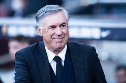 Carlo Ancelotti Tertawa Ditelepon Zlatan Ibrahimovic: Anda Beruntung Memiliki Saya Sebagai Pemain