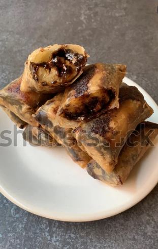 Resep Membuat Lumpia Pisang (Shutterstock)