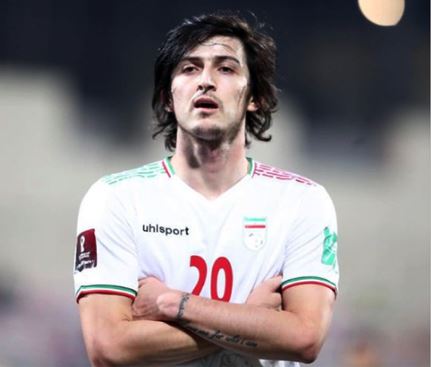 Mengapa Sardar Azmoun Dijuluki Messi Iran?