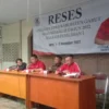 Yudha Puja Turnawan, Anggota DPRD Garut Reses di Kelurahan Muara Sanding, Kecamatan Garut Kota. Warga semangat angkat tangan ajukan sejumlah harapan dan pertanyaan