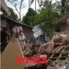 Video hoaks beredar di sejumlah media sosial yang menampilkan sejumlah kerusakan pasca gempa Garut