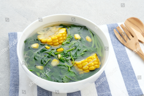 sayur bayam (shutterstock)