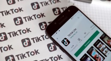 Inilah Cara Mendapatkan Uang Dari Aplikasi TikTok Lite (foto sutterstock)