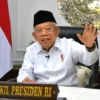 Wakil Presiden Republik Indonesia (Wapres RI) Ma'ruf Amin mengaku tidak akan maju lagi di Pemilu 2024 karena usianya sudah tua.-(foto BPMI Setwapres-)