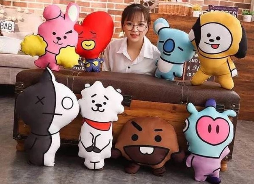 Boneka BTS Bentuk dan Karakter Menggemaskan dan Penuh Filosofi