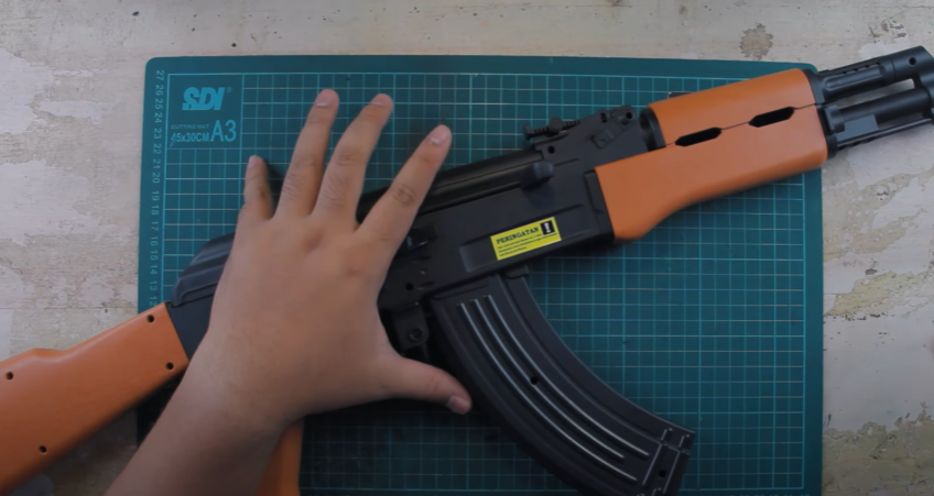 6 Unit Airsoft Gun D'Cobra Terbaik! Ada Yang Skala 1:1!