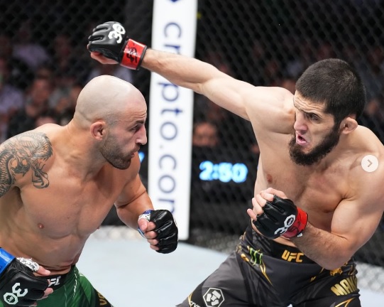 Islam Makhachev Menang, Pound for Pound UFC Jadi Milik Saudara Khabib Ini