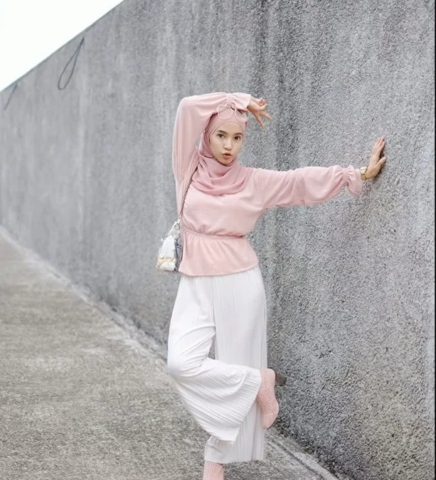 Ootd Style Hijab Bertubuh Pendek Agar Kelihatan Imut