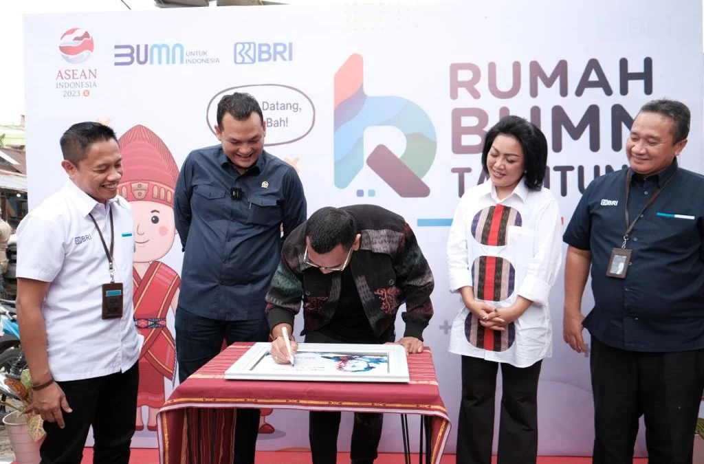 Rumah BUMN di Tarutung diresmikan oleh Kementerian BUMN dan BRI