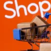 ingin mengajukan Pinjaman Shopee, namun menu Shopee Pinjam tidak muncul di akun Shopee. Berikut penyebab kenapa fitur Shopee Pinjam tidak muncul di aplikasi