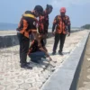 Prasarana pengaman pantai timur Pangandaran rusak