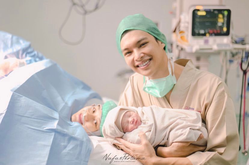 Moment Dinda Hauw Melahirkan Anak Kedua (foto instagram)