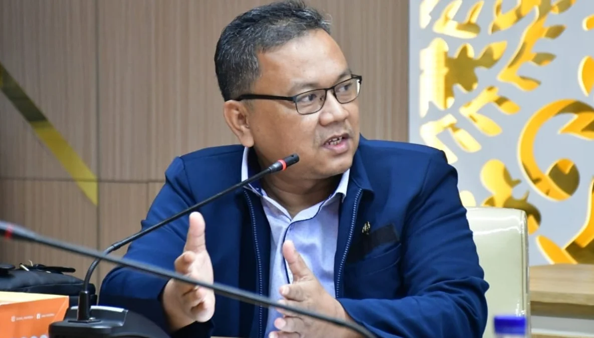 anggota DPRD Jabar Enjang Tedi