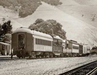 Sejarah Charlie Chaplin Yang Datang Ke Stasiun Cibatu Garut. (foto shutterstock)