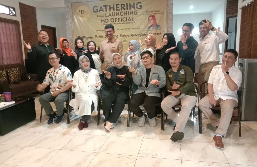 Komunitas public speaker launching HD Official, sebagai wadah berbagi ilmu