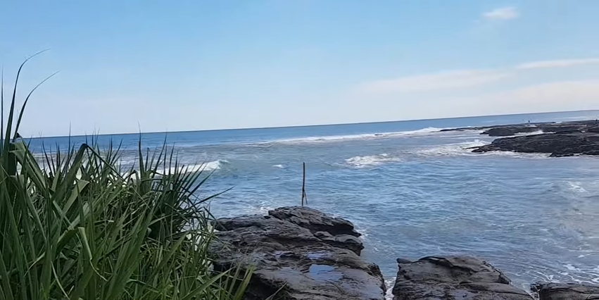 Rugi Kalau Gak Kesini! Obyek Wisata Pantai Cicalobak Di Garut