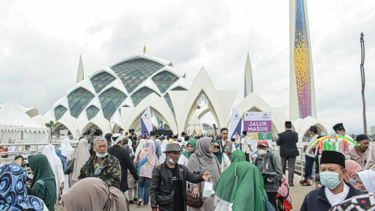 Dorong Pemprov Jabar Segera Lakukan Ini di Masjid Al Jabbar