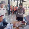 Sejumlah Awak Angkutan di Terminal Guntur Ditest Urine oleh Satnarkoba Polres Garut