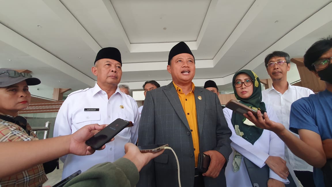 Pemprov Jabar Ultimatum Perusahaan Tambang Ilegal, Ini Pesan Tegas dari Wagub